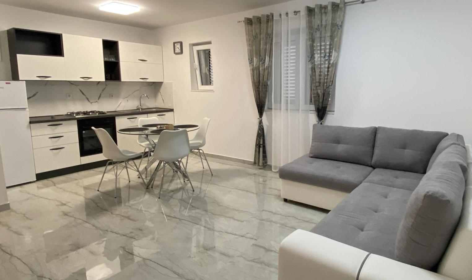 Katarina Apartment *